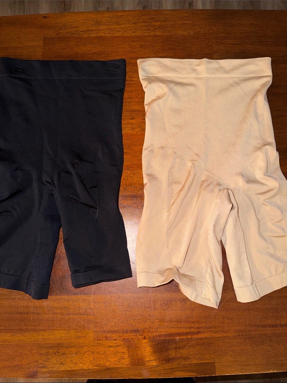 Dressbarn Ladies lot of 2 tummy control Shapewear. Size 1X. Black and nude.